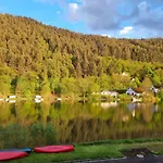 Apartament Moselschiefer-traumferienwohnung Am Moselufer By Interhome *