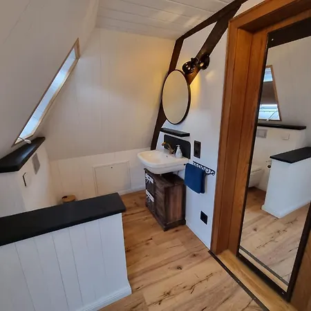 Moselschiefer-traumferienwohnung Am Moselufer By Interhome 公寓 特拉本特拉巴赫