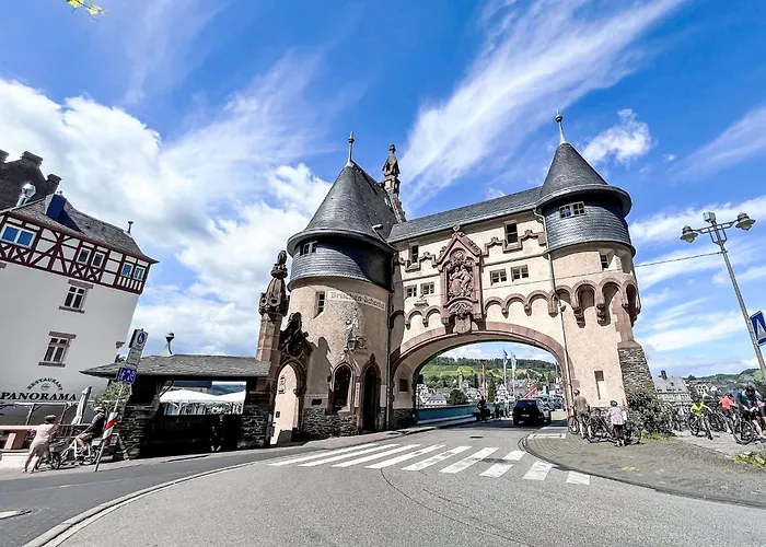 公寓 Moselschiefer-traumferienwohnung Am Moselufer By Interhome *