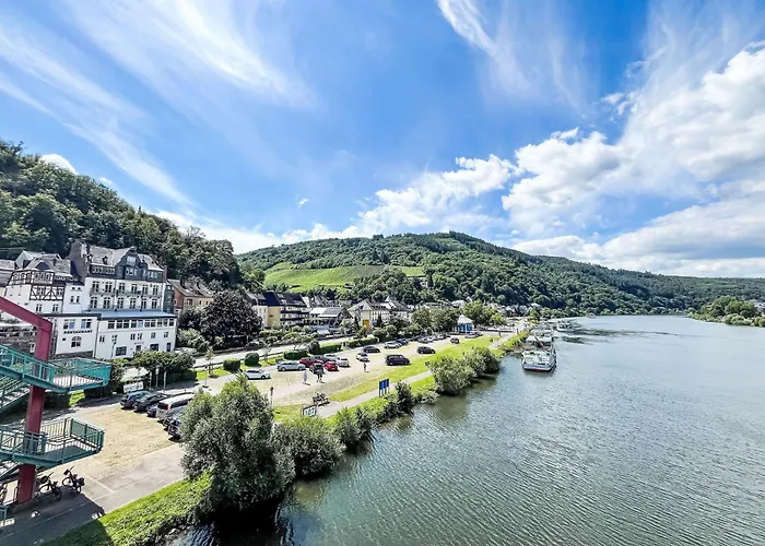 Moselschiefer-traumferienwohnung Am Moselufer By Interhome Apartamento